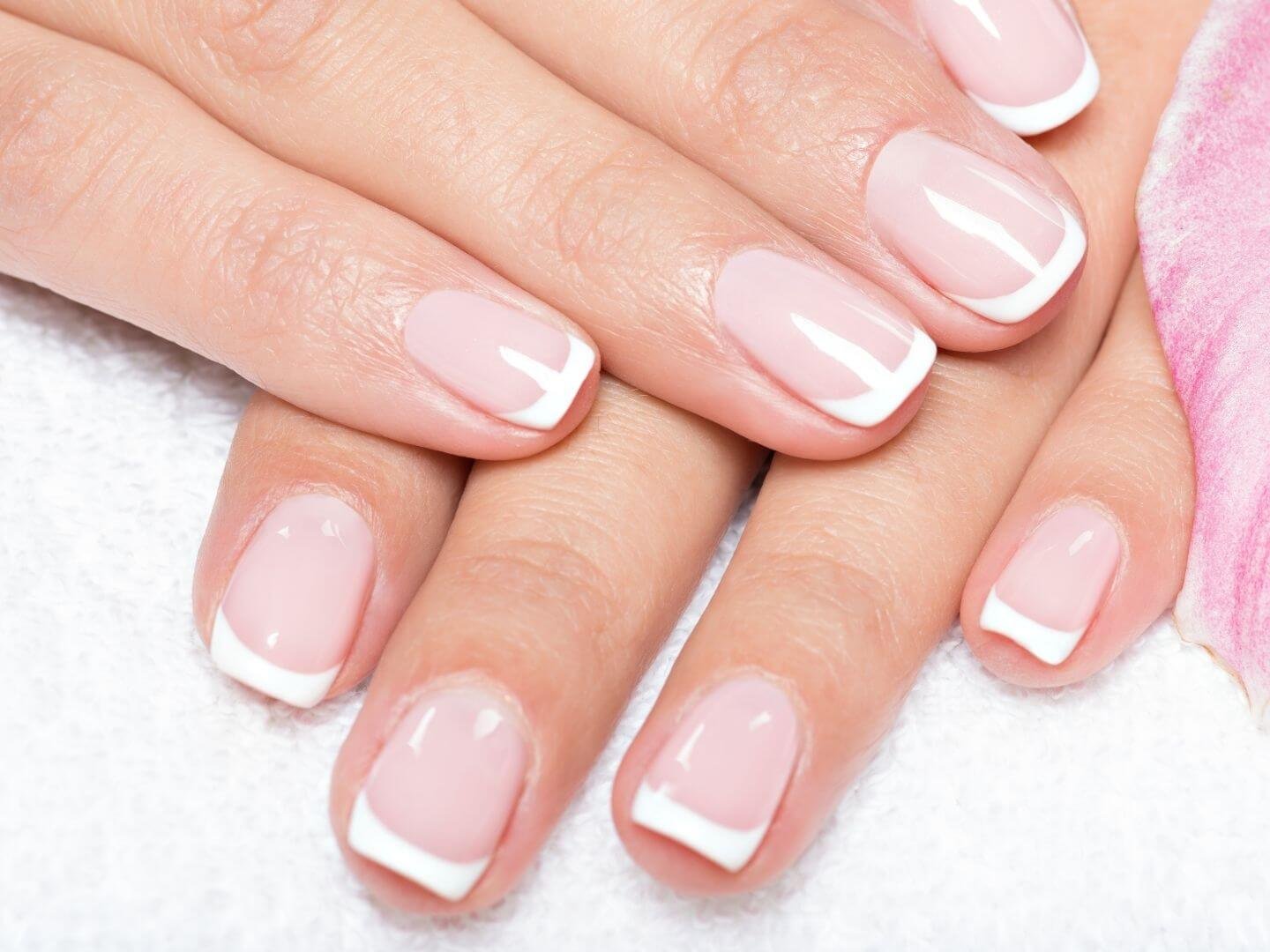 2 con-un-toque-de-glow-extensiones-de-pestanas-unas-curso-pelo-a-pelo-madrid-ciudad-lineal